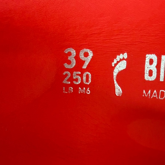 Birkenstock Madrid Big Buckle sandals High Shine Tomato Women’s size 8. EU39. - Picture 13 of 14